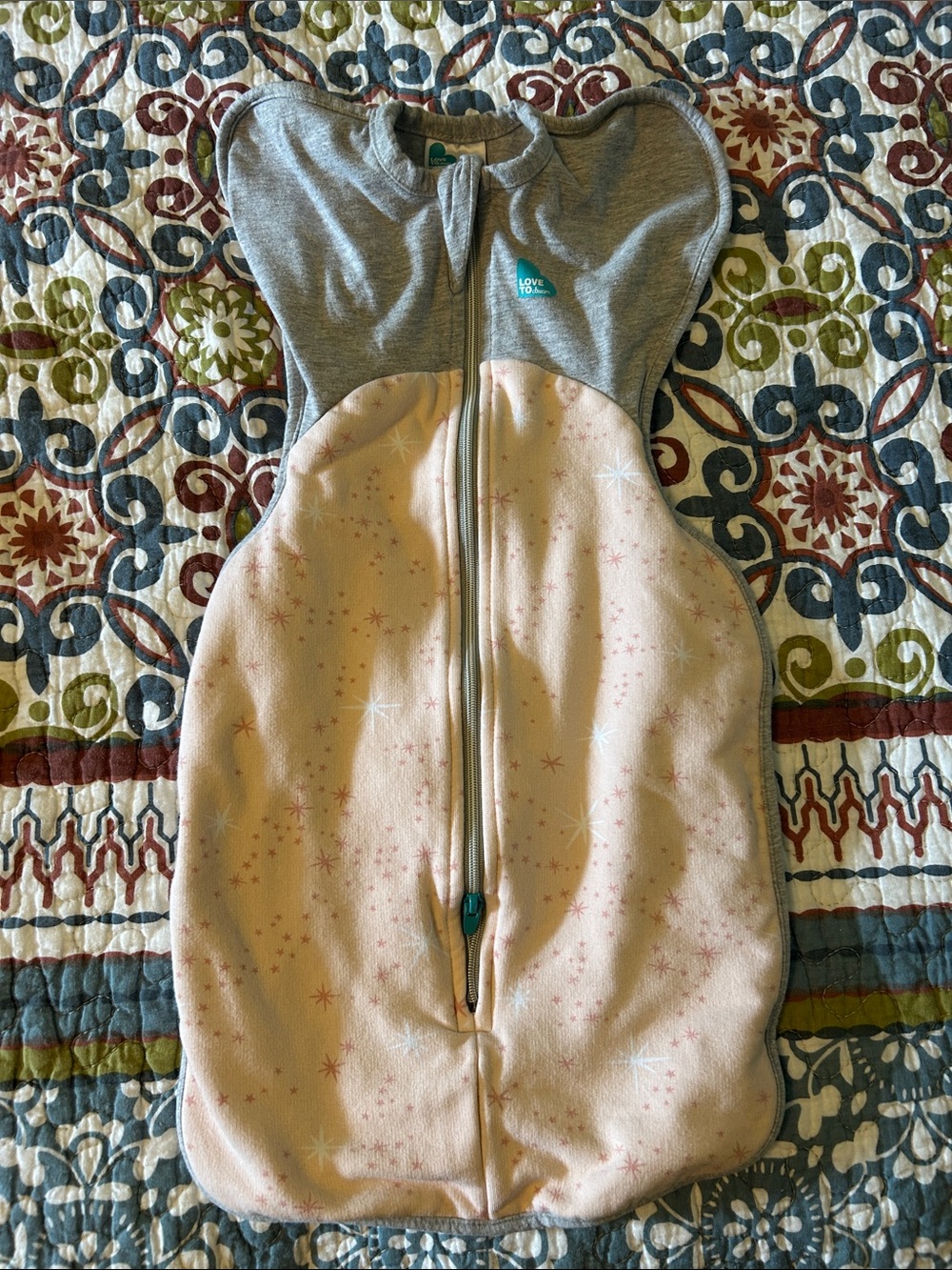Love to Dream Grey & Light Pink Star-Print Swaddle Sleep Sack